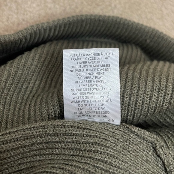 House of Harlow 1960 Ribbed Midi Skirt Olive Green Size S NWT - Picture 7 of 9